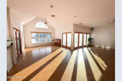 1035 Laurel Boulevard, Lanoka Harbor, NJ 08734 - Photo 22