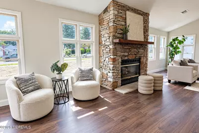 856 E Concourse, Keyport, NJ 07735 - Photo 6