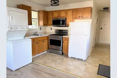 548 Clark Avenue, Union Beach, NJ 07735 - Photo 10
