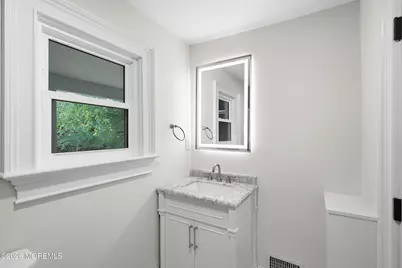 4 Oneida Avenue, Atlantic Highlands, NJ 07716 - Photo 16