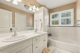 9 Buttonwood Dr, Shrewsbury, NJ 07702 - Photo 40