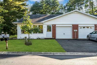 394 A Fairway Lane, Whiting, NJ 08759 - Photo 4