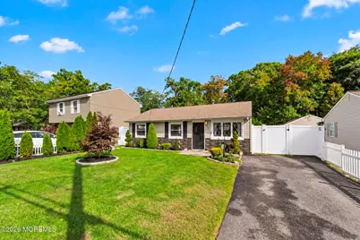 535 Holly Village Lane, Toms River Township, NJ 08753 - Photo 4