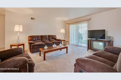 9 Bishop Court, Marlboro Township, NJ 07746 - Photo 8