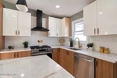 59 Walling Avenue, Belford, NJ 07718 - Photo 20