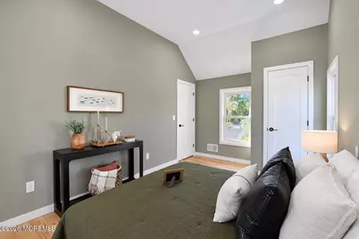 59 Walling Avenue, Belford, NJ 07718 - Photo 32