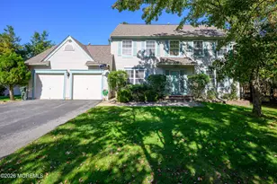 5 Hunters Green Ct, Howell Township, NJ 07731 - Photo 1