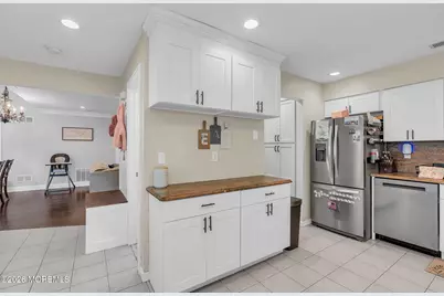 13 Frost Court, Freehold, NJ 07728 - Photo 12