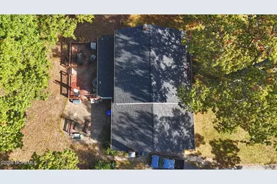 27 Surrey Lane, Eatontown, NJ 07724 - Photo 16