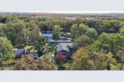27 Surrey Lane, Eatontown, NJ 07724 - Photo 20
