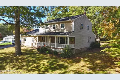 27 Surrey Lane, Eatontown, NJ 07724 - Photo 4