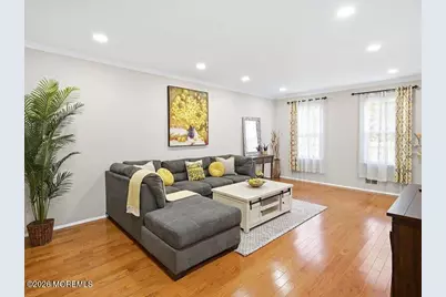 78 Henderson Road, Kendall Park, NJ 08824 - Photo 8