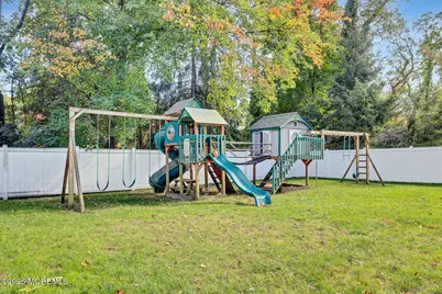 24 Marlboro Street, Morganville, NJ 07751 - Photo 36