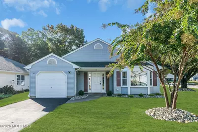 19 Deer Run Lane, Brick, NJ 08724 - Photo 2