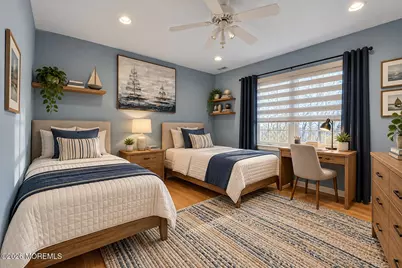21 Old Queens Court, Eatontown, NJ 07724 - Photo 2