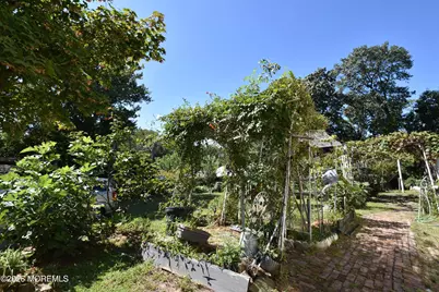 636 Holmdel Road, Hazlet Township, NJ 07730 - Photo 46