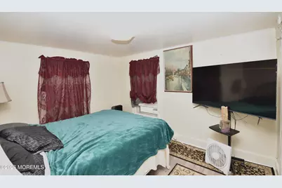 636 Holmdel Road, Hazlet Township, NJ 07730 - Photo 40