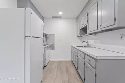 828 Balmoral Court E, Lakewood, NJ 08701 - Photo 16