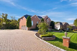 309 Flower Ln, Morganville, NJ 07751 - Photo 30