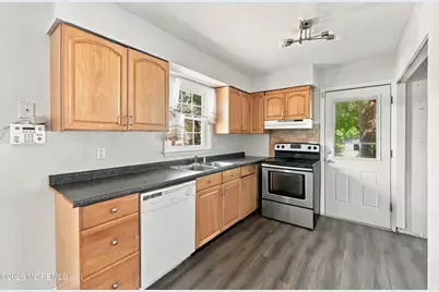 1024 Beachwood Boulevard, Beachwood, NJ 08722 - Photo 10