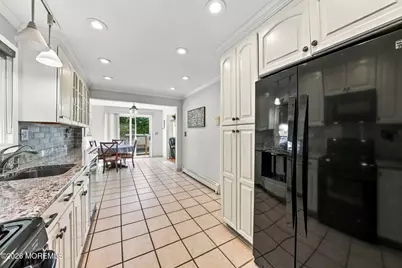 32 3rd Street, Fords, NJ 08863 - Photo 6