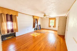 392 Berkeley Rd, Orange, NJ 07050 - Photo 10