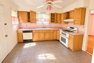 392 Berkeley Rd, Orange, NJ 07050 - Photo 14