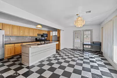 271 Joe Parker Road, Lakewood, NJ 08701 - Photo 10