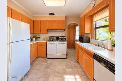 1501 Central Court, Asbury Park, NJ 07712 - Photo 16