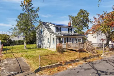 110 Beach Avenue, Beachwood, NJ 08722 - Photo 2