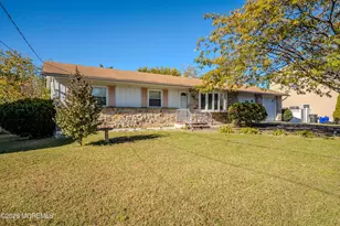 125 Floyd Ave, Union Beach, NJ 07735 - Photo 1