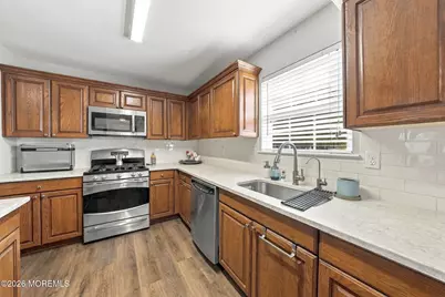 50 Hawthorne Drive, Tinton Falls, NJ 07753 - Photo 6