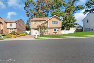 7 Thomas Avenue, South Amboy, NJ 08879 - Photo 4