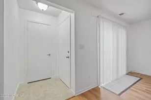 53 Foxtail Ln, Monmouth Junction, NJ 08852 - Photo 8