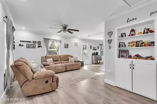 354 Beverly Dr, Aberdeen Township, NJ 07735 - Photo 24