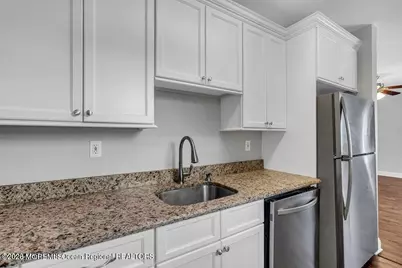 107 White Street #D, Eatontown, NJ 07724 - Photo 12