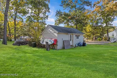 948 Round Avenue, Brick, NJ 08723 - Photo 22