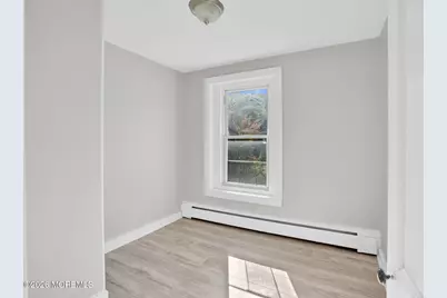 410 Matawan Avenue, Cliffwood, NJ 07721 - Photo 14