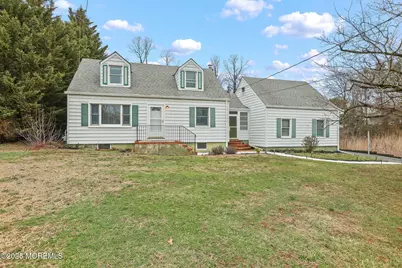 88 Oak Hill Road, Red Bank, NJ 07701 - Photo 2