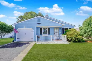 10 Inverell Dr, Toms River Township, NJ 08757 - Photo 1