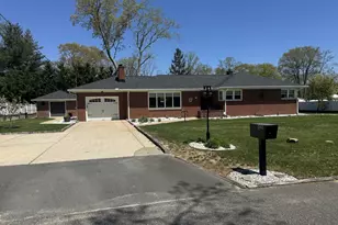 426 Washington Ave, Pine Beach, NJ 08741 - Photo 1