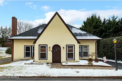 22 Kings Highway, Middletown, NJ 07748 - Photo 1
