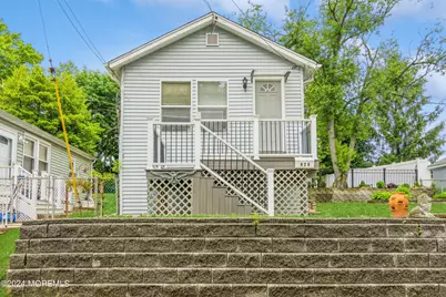 820 Forrest Avenue, Laurence Harbor, NJ 08879 - Photo 1