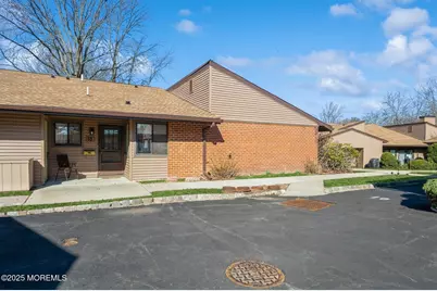 10 Ellsworth Court, Red Bank, NJ 07701 - Photo 1