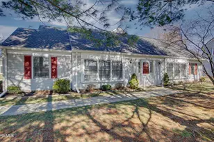 741 Nautilus Ct, Monroe Township, NJ 08831 - Photo 1