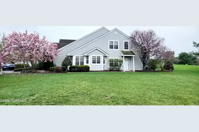 19 Breckenridge Lane, Monroe Township, NJ 08831 - Photo 1