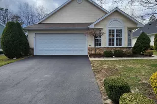 14 Wellington Ln, Lakewood, NJ 08701 - Photo 1