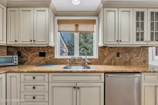 124 Neptune Pl, Sea Girt, NJ 08750 - Photo 8