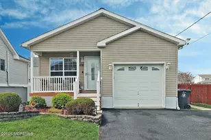 630 Goose Pl, Toms River Township, NJ 08753 - Photo 1