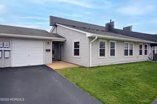 25 Sutton Dr, Brick, NJ 08724 - Photo 1